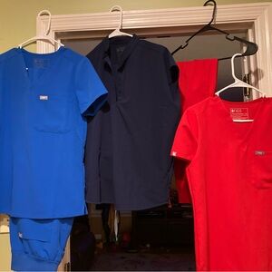 2 pairs of Fig scrubs SZ XS high waisted joggers